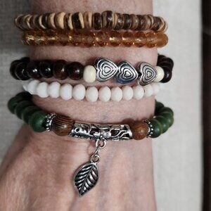 Nwot Unisex Elegant Multi-Color Beaded Bracelet Set